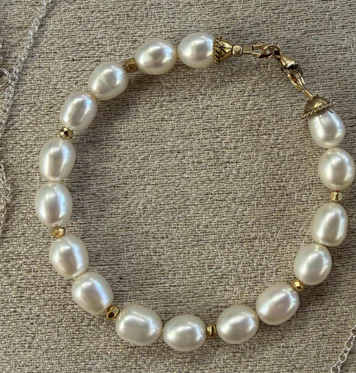 Freshwater Pearls with Gold Filled Findings Bracelet