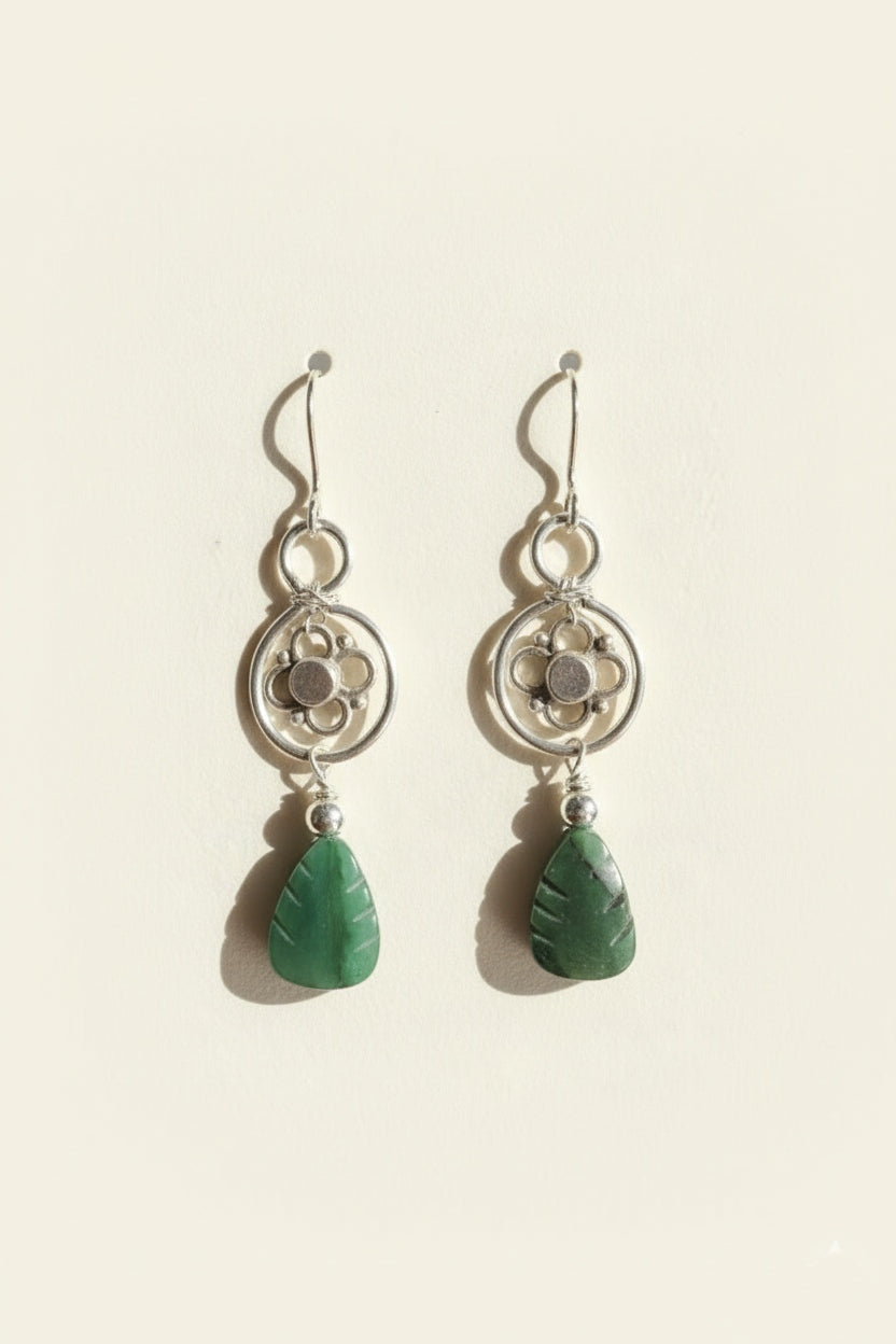 Sterling Silver Wire and Green Agate Leaf Stone