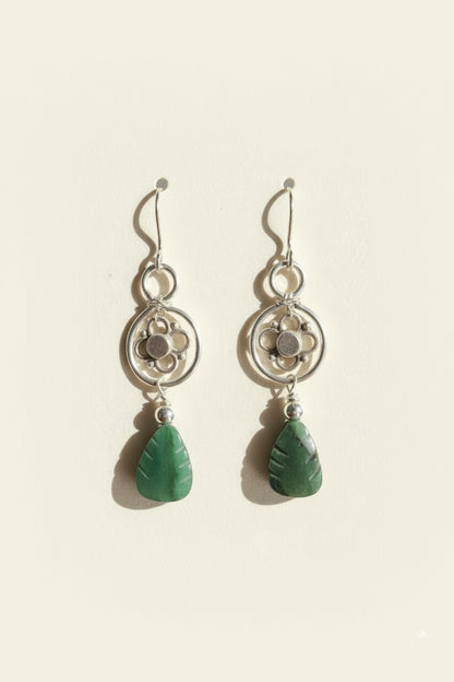 Sterling Silver Wire and Green Agate Leaf Stone